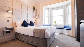1 bedroom, iron/ironing board, Internet, bed sheets