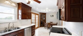 Cozy 3 bedroom lake house