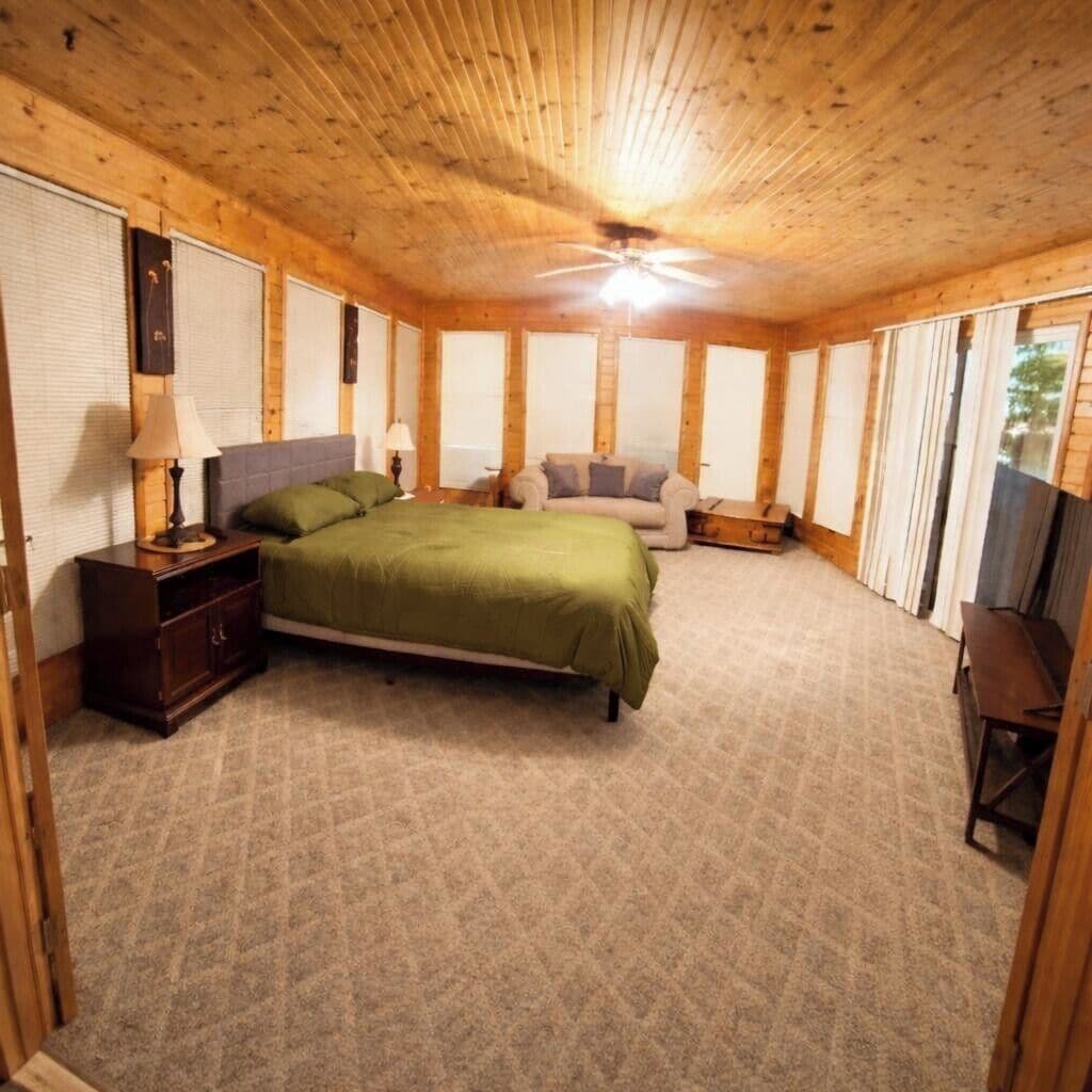 3 chambres, bureau, fer et planche à repasser, Wi-Fi gratuit