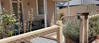  Beautiful Miner's Cottage 3 Bedrooms 2 bathrooms   Pet friendly  Great location