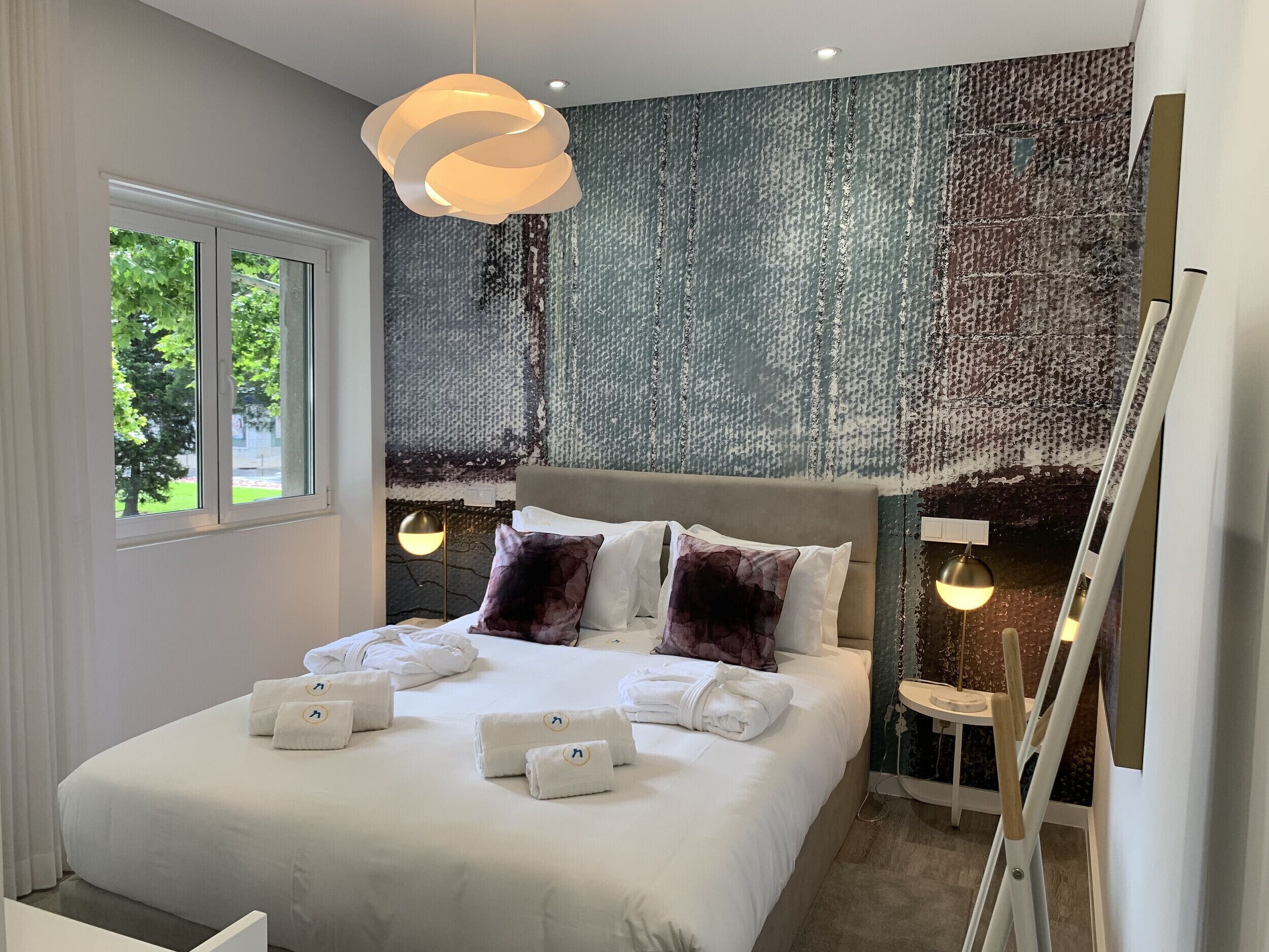 Wi-fi (inkludert) og sengetøy