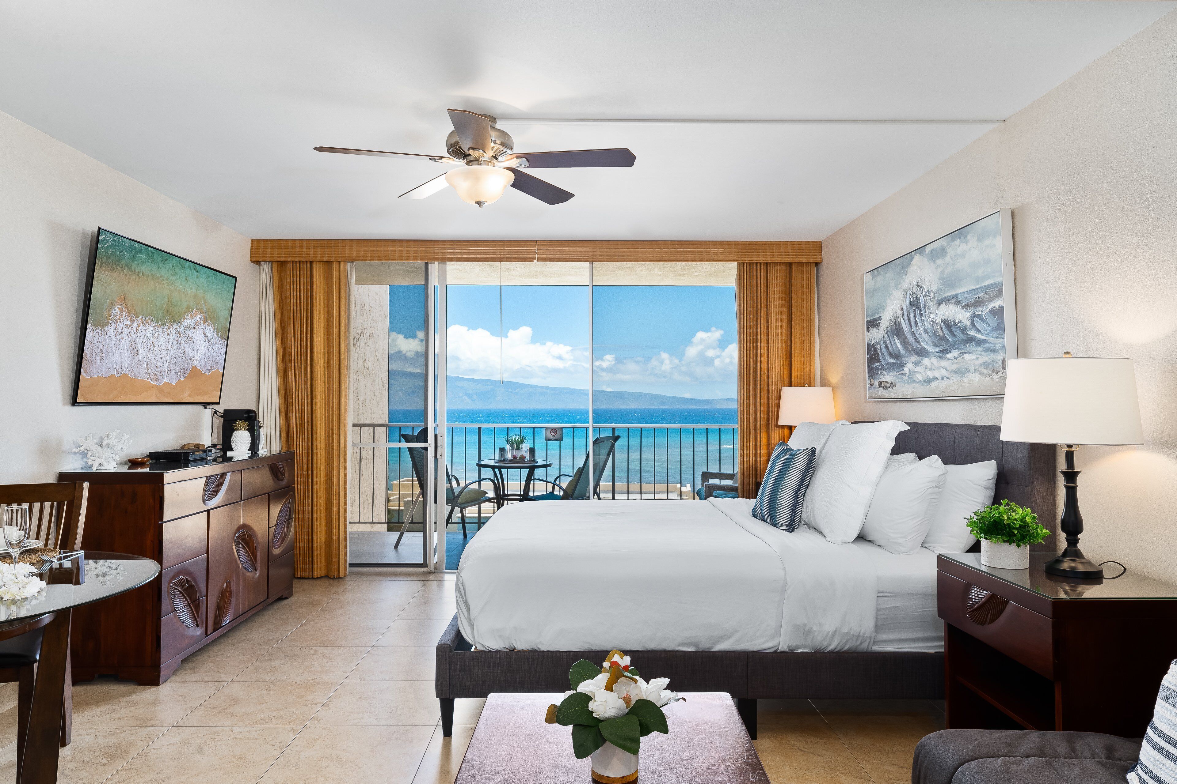 アイロン / アイロン台、WiFi (無料)、ベッドシーツ