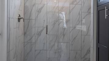 Haartrockner, Handtücher