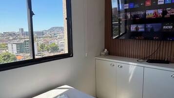 Strykjärn/strykbräda, wi-fi och sängkläder