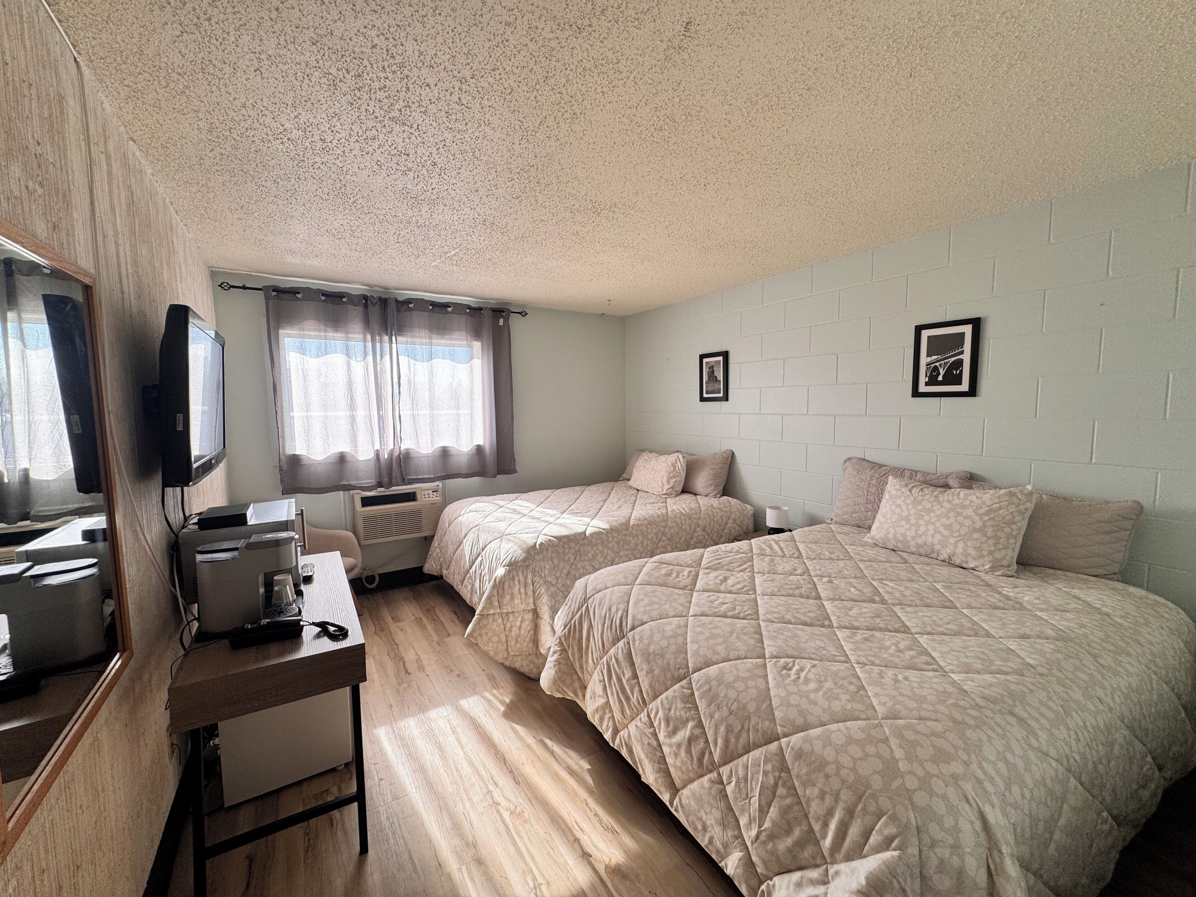 Deluxe Double Room | Desk, laptop workspace, soundproofing, free WiFi