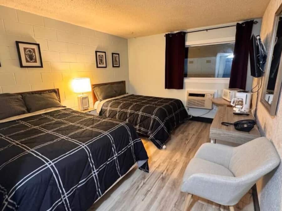 Deluxe Double Room | Desk, laptop workspace, soundproofing, free WiFi