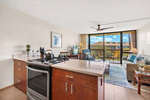Interior - New Listing! South Maui Condo Steps to Beach (Kihei)