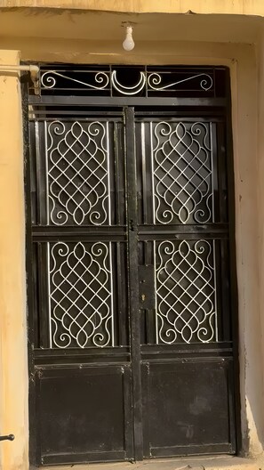 Exterior detail - Dahabiya Apartment – Elegant Stay in the Heart of Luxor Near the Nile & Temples (Luxor)