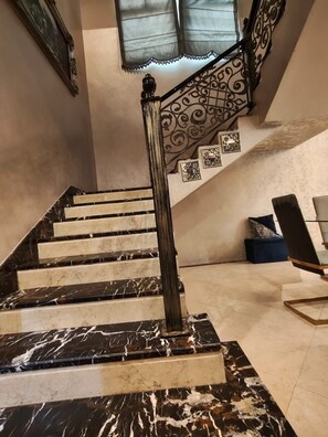 Interior - Ajman Royal villa (Ajman)