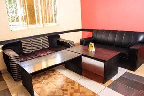 Interior detail - Dorah Villa Hotel Kibwezi (Kibwezi)