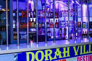 Bar (en la propiedad)