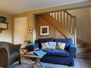 TV - Gîte Le Bisquin by Interhome (Cancale)