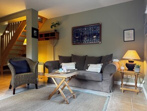 TV - Gîte La Cormorandière by Interhome (Cancale)