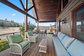 Terrace/patio - Luxe Sweetgrass Cottage: Lake Access, Trout Fishing & Near Blowing Rock (Blowing Rock)