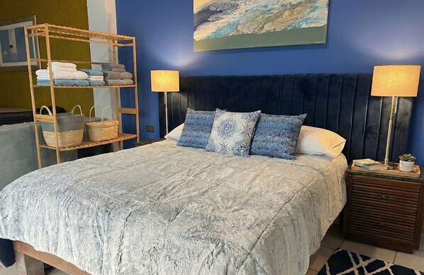1 habitación, internet y ropa de cama