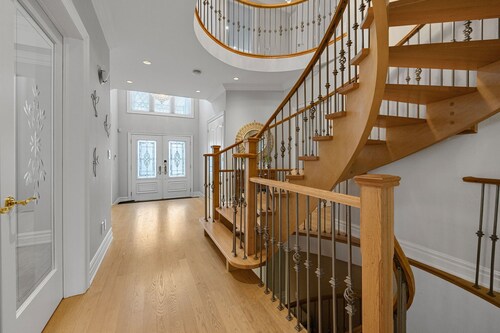 Multi-Story Luxury Home + Private Backyard