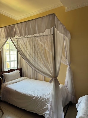 Standard Single Room | Free WiFi, bed sheets - Alem Resort Tawa (Tawa)