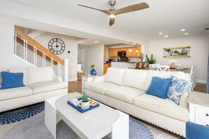 Smart TV, offices - Cozy, Newly Renovated Villa, Family Getaway (Hilton Head Island)