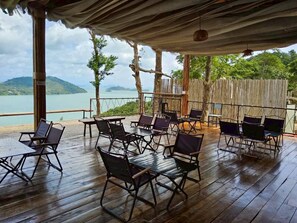 Outdoor dining - Sireha Cafe Resort and Glamping (Ratsada)