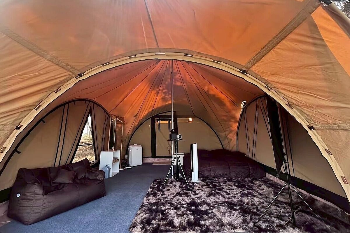 Deluxe Tent, 1 King Bed, Lanai, Sea View | Blackout drapes, free WiFi