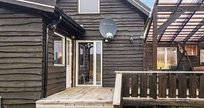 Magnifique maison Ă Tovik avec vue sur la montagne