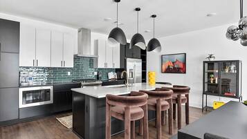 Hus | 6 soverom og internett