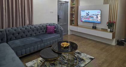 BLUEHOMES: Cozy 2-Bedroom Holiday Suite/Apartment in Lagos, Nigeria.