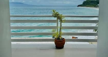 Playa Blanca Beach Resort & Dive Centre