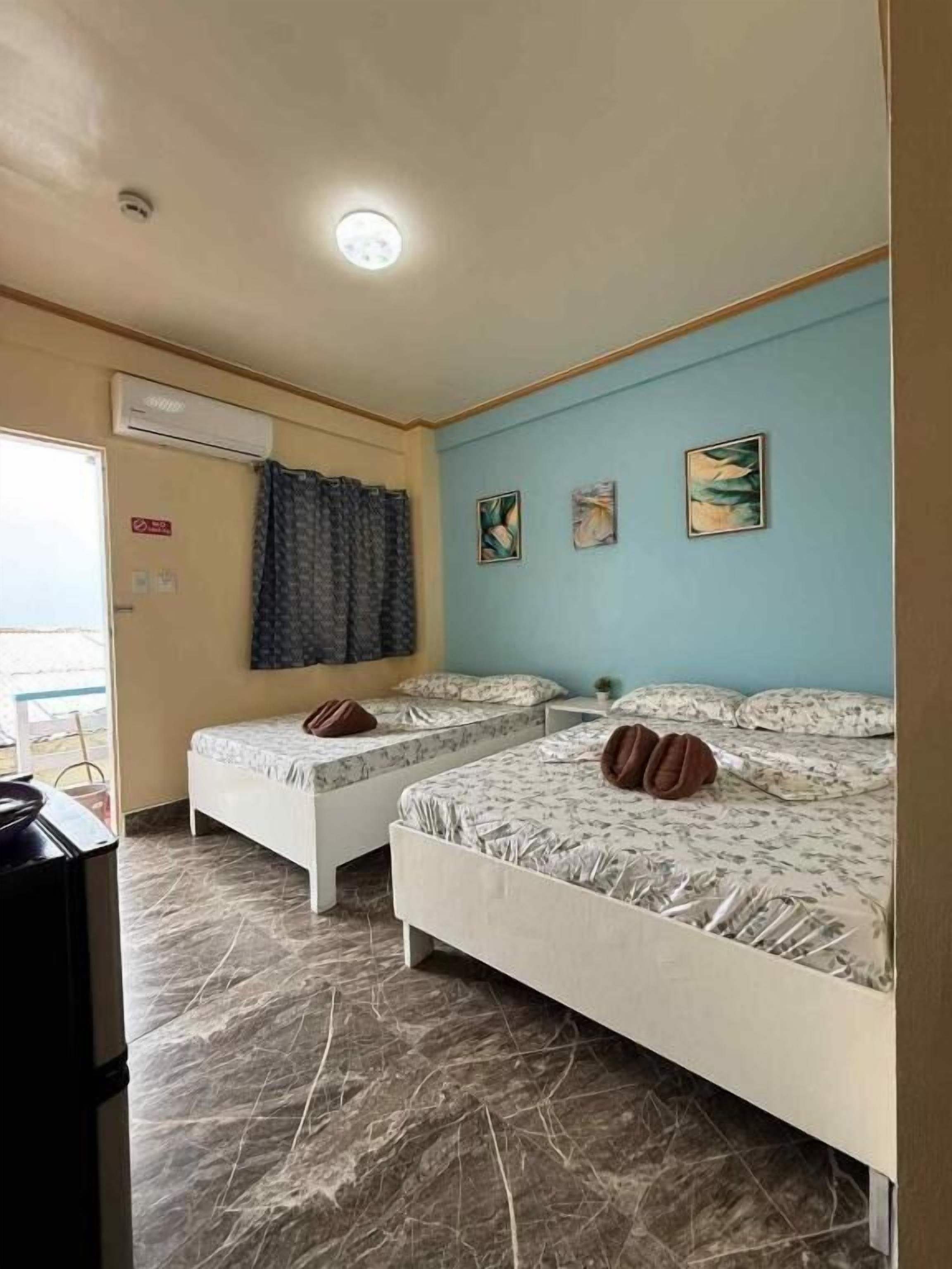 In-room safe, free WiFi