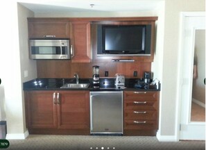 Microwave, stovetop, paper towels