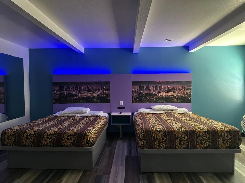Room, 2 Queen Beds