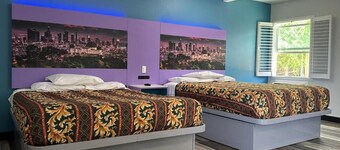 阿罕布拉，洛杉矶的喷泉汽车旅馆  