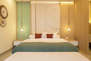 3 bedrooms, desk, free WiFi, bed sheets - Amazing 3-bedroom villa in Sanur with private pool (Sanur)