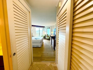 Desk, iron/ironing board, travel cot, WiFi