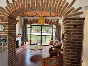 Interior - Ajijic Rooftop Retreat + 5 Bedrooms (Ajijic)