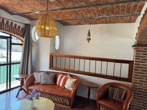 Living area - Ajijic Rooftop Retreat + 5 Bedrooms (Ajijic)