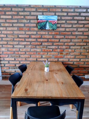 Dining - Warm and modern apartment. (Esquel)