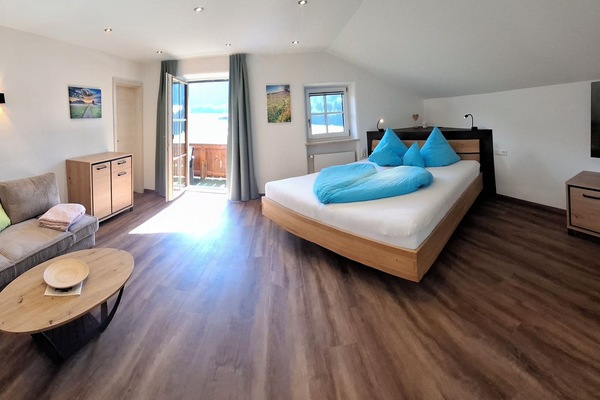 Ein-Raum-Ferienwohnung 40 qm "Bayernglück", Küche u. Balkon-Wohnschlafraum Ferienwohnung Bayernglück