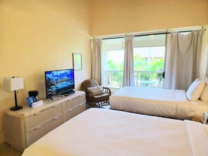 Iron/ironing board, free WiFi, bed sheets - South Kihei 2BR/2BA, Steps from Kamaole Beach (Kihei)