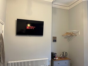 Interior - No.1 Victoria Suites
Ground floor bedroom with en-suite 
Short walk to Southport (Southport)