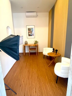 Interior - Quiet 2BR Private Pool Villa w/soundproof recording studio & Fast Wi-Fi (Kabupaten Badung)