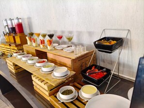 Komplett frokost er inkludert hver dag