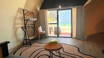 Suite, 1 Double Bed, Sea Facing | Interior