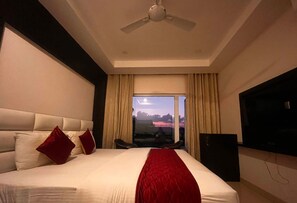 Quarto casal luxo, vista para a cidade | Vista do quarto