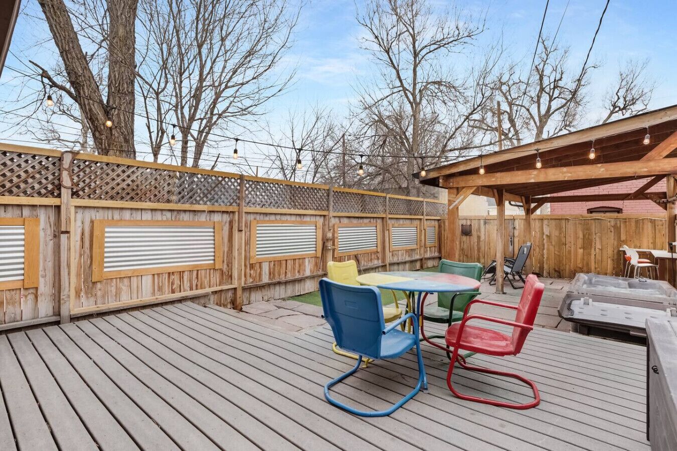 Outdoor dining