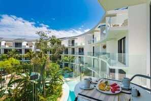 Outdoor dining - D302 CPL, Pleasant Studio Lagoon View (Tulum)