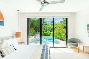 Iron/ironing board, Internet, bed sheets - D104 CPL, Grandioso 2 bedrooms swim up (Tulum)