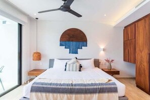 Iron/ironing board, Internet, bed sheets - D104 CPL, Grandioso 2 bedrooms swim up (Tulum)