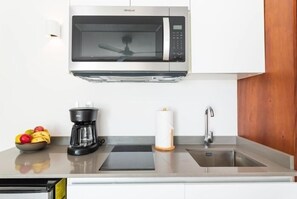 Microwave, coffee/tea maker, cookware/dishes/utensils - E105 CPL, Increíble estudio con piscina privada-2 (Tulum)