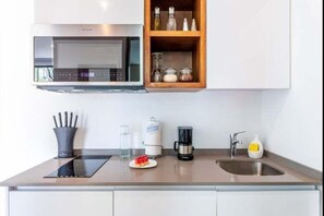 Fridge, microwave, coffee/tea maker, toaster - 105D PANOR, Large Studio with 360° Pool-2 (Tulum)